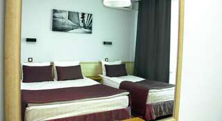 Гостиница Arriva Адлер Двухместный номер с 1 кроватью или 2 отдельными кроватями, вид на город-11